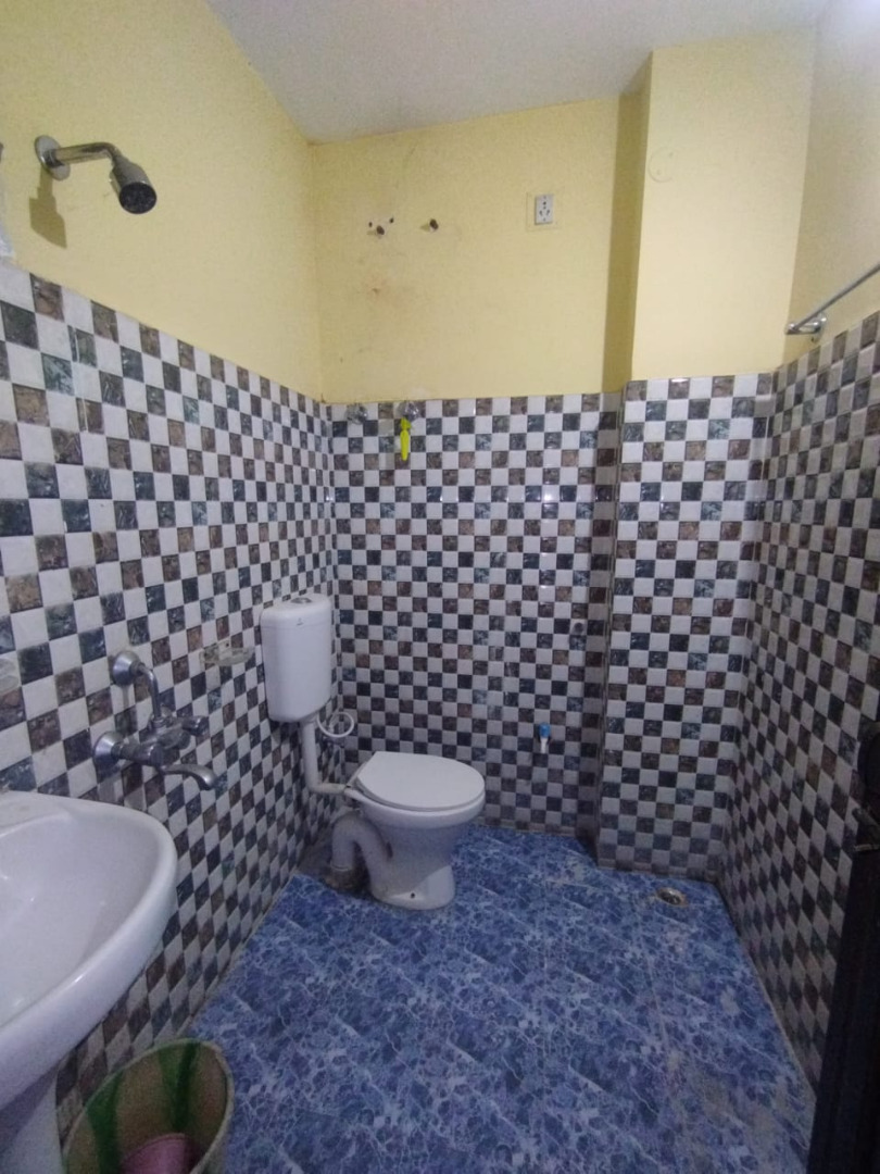 Unfurnished 2bhk in Shiv Mandir Path, Uday Nagar, Guwahati, Assam, India for Rent